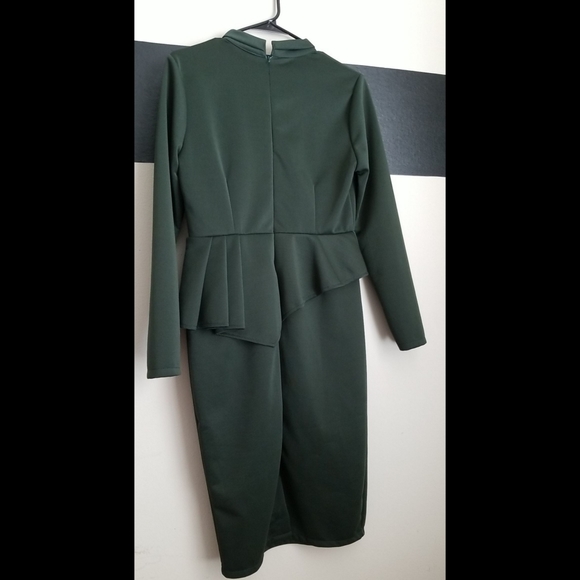 🆕️ LISTING!! BNWOT PUSSYBOW MOCK NECK ASYMMETRICAL PEPLUM PENCIL DRESS - Picture 9 of 16